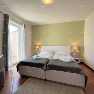 Prodaja stana na vrhunskoj lokaciji, Medulin! Pošesi, naselje na samoj obali mora.