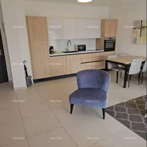 Prodaja stana u apartmanskom komplesku, prvi red do mora, Umag!