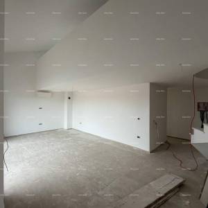 Prodaja stanova u izgradnji, Valbandon! Doetažni stan. Blizina plaža.