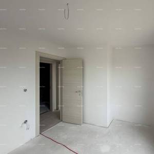 Prodaja stanova u izgradnji, Valbandon! Doetažni stan. Blizina plaža.