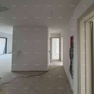 Prodaja stanova u izgradnji, Valbandon! Doetažni stan. Blizina plaža.