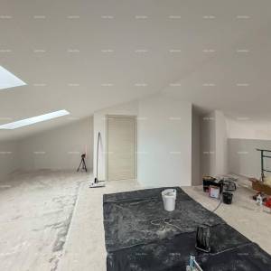 Prodaja stanova u izgradnji, Valbandon! Doetažni stan. Blizina plaža.