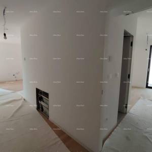 Prodaja stanova u stambeno-poslovnoj zgradi sa pogledom na more, centar Umaga! / S9a