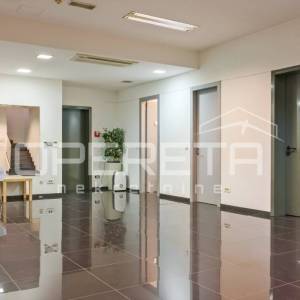 Prodaja, Ulični lokal, Donji grad, Ulica Grge Tuškana , 292m2