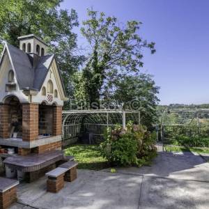 Prodaja, Zagreb, Gračani, troetažna samostojeća kuća, okućnica, garaža