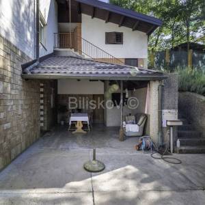 Prodaja, Zagreb, Gračani, troetažna samostojeća kuća, okućnica, garaža