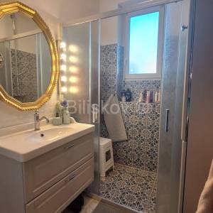 Prodaja,Donji Grad,stan ukupne površine 90m2,na trećem katu