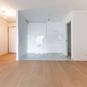 Prodaja,Ilica,trosoban stan površine 69 m2 na 4. katu zgrade s liftom