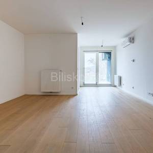 Prodaja,Ilica,trosoban stan površine 69 m2 na 4. katu zgrade s liftom