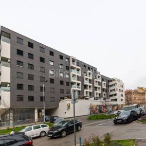 Prodaja,Ilica,trosoban stan površine 69 m2 na 4. katu zgrade s liftom