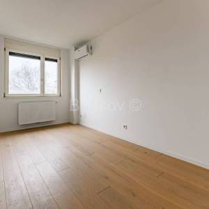 Prodaja,Ilica,trosoban stan površine 69 m2 na 4. katu zgrade s liftom