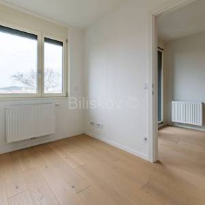 Prodaja,Ilica,trosoban stan površine 69 m2 na 4. katu zgrade s liftom