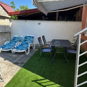 Prodaja,kuća u blizini plaže s bazenom,Pirovac