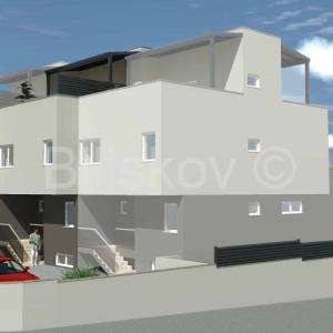 Prodaja,kuća u nizu s liftom i bazenom,100m od mora