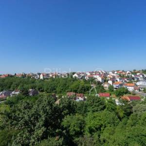 Prodaja,Maksimir,moderan trososoban stan,ukupne površine 143 m2