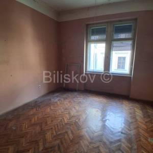 Prodaja,Nova Ves, dvosoban stan površine 70 m2 na 1.katu zgrade 