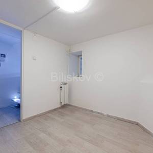 Prodaja, Pantovčak dvoetažni dvosobni stan