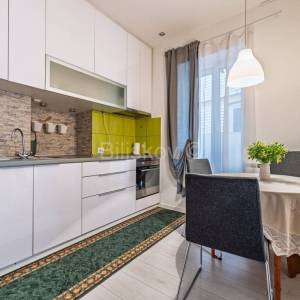 Prodaja,Pantovčak dvoetažni dvosobni stan površine 40m2