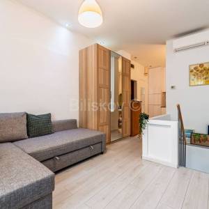 Prodaja, Pantovčak dvoetažni dvosobni stan