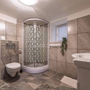 Prodaja, Pantovčak dvoetažni dvosobni stan