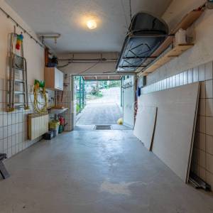 Prodaja,Pantovčak,peterosoban stan sa garsonjerom, vrt, garaža