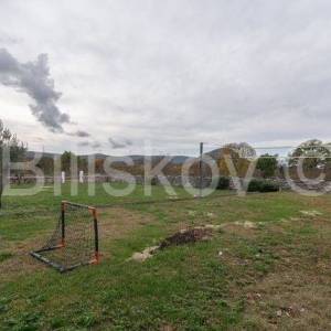 Prodaja,Prostrana kuća s bazenom i saunom kod Šibenika