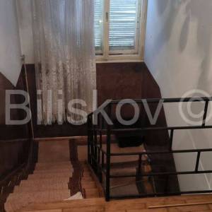 Šalata, kuća 200m2, parcela 650 m2, za adaptaciju