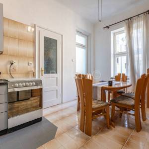 Prodaja,Zagreb,Šalata,4soban stan 149,48m2 na 3 katu zgrade