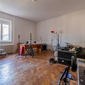 Prodaja,Zagreb,Šalata,4soban stan 149,48m2 na 3 katu zgrade