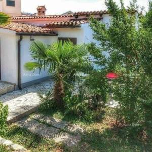 Prodaje se kuća, Medulin