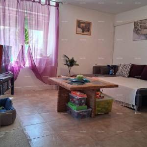 Prodaje se kuća, Rakalj