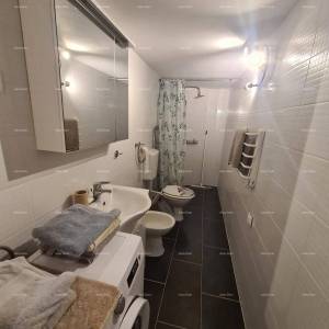 Prodaje se kuća s dva stana – Fažana