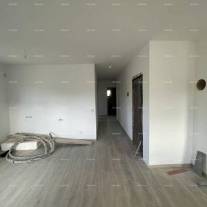 Prodaje se kuća sa tri stana, u Medulinu