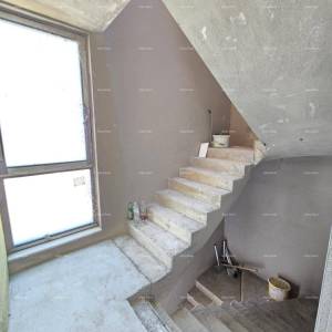 Prodaje se luksuzan stan u Medulinu