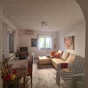 Prodaje se stan 45 m²u prizemlju,  Duga Uvala