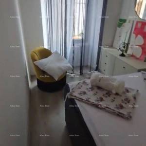 Prodaje se stan 83 m² – Pula, centar