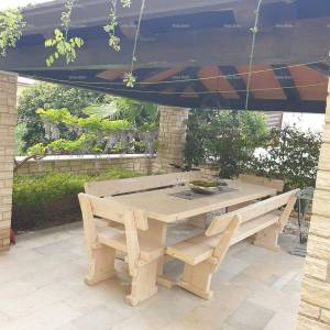 Prodaje se stan 90m2 sa konobom i vrtom, Novigrad