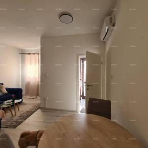 Prodaje se stan s dva apartmana – Pula