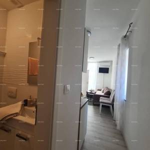 Prodaje se stan s dva apartmana – Pula