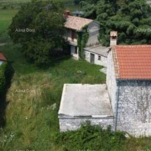 Prodaje se stara kamena kuca s zemljistem Barban idealno za kucu za odmor