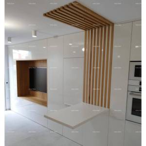 Prodajem adaptiranu i novouređenu garsonijeru u Novigradu, 350 m od mora