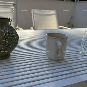 Prodajem adaptiranu i novouređenu garsonijeru u Novigradu, 350 m od mora