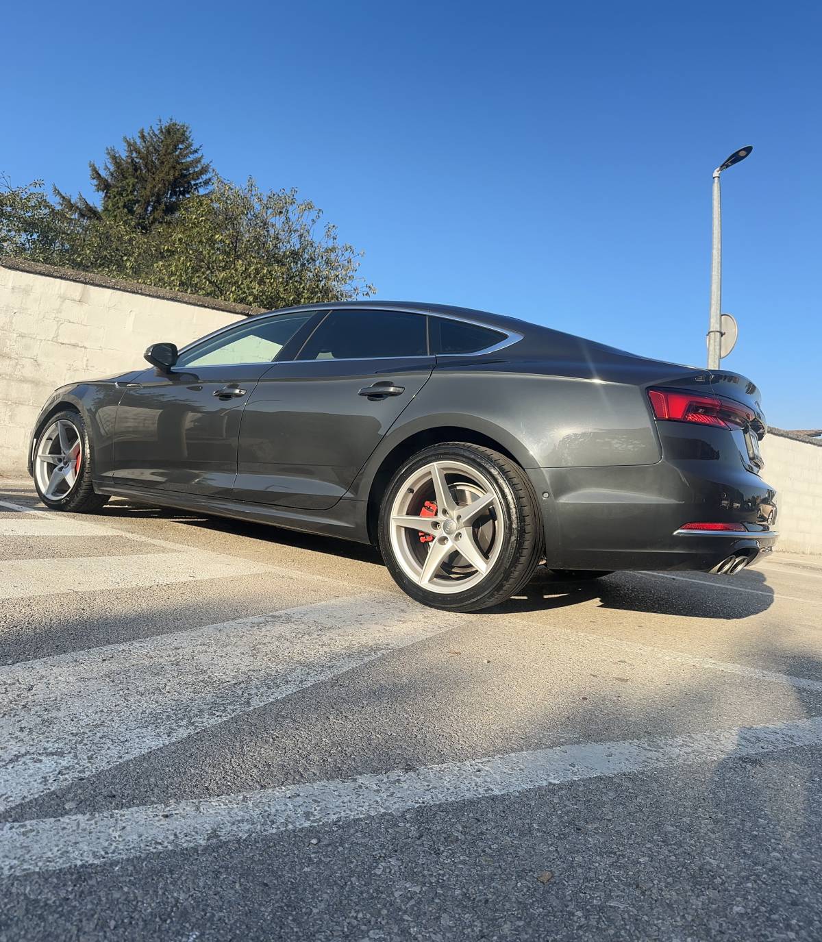 Audi a5,tro-z.klima, el.sjed.,memo sj.video u vož.,Kam,..mog. Zamjena