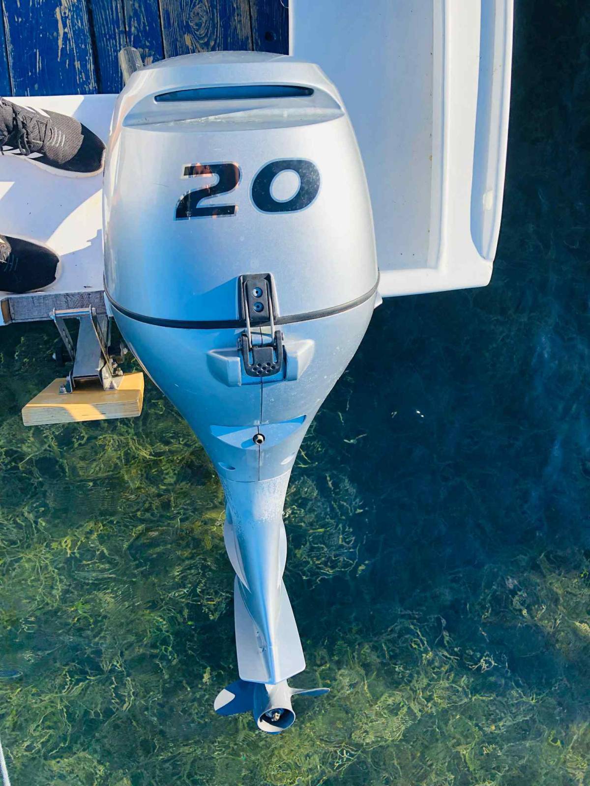 Prodajem Hondu 20 ks