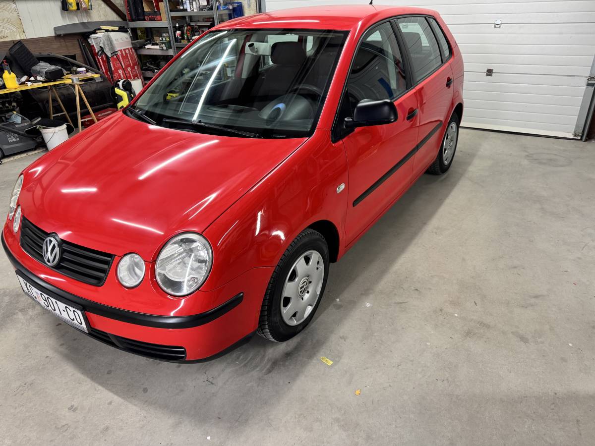 Prodajem Volkswagen Polo 1.2 12v 2004god. Klima, servo, euro kuka