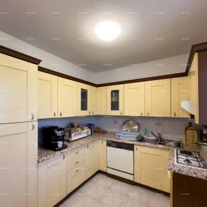 Prodajemo apartmansku kuću na mirnoj lokaciji u Medulinu!