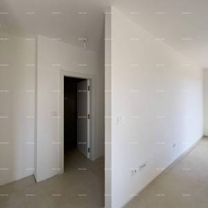 Prodajemo stan sa velikim vrtom i parkirnim mjestom, Barban!