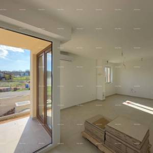 Prodajemo stan sa velikim vrtom i parkirnim mjestom, Barban!