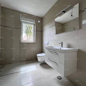 Prodajemo stan u novoj zgradi!  Šišan.