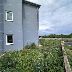 Prodajemo stan u novoj zgradi!  Šišan.